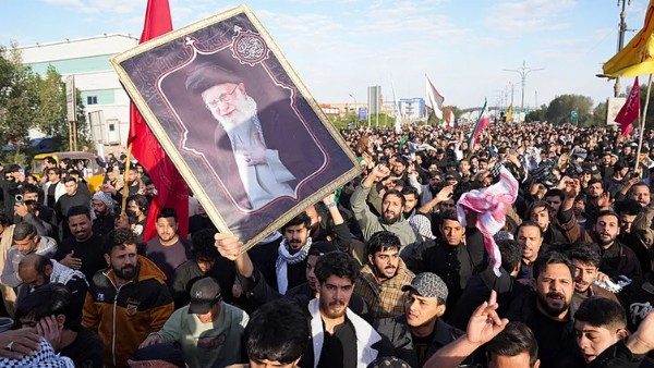 İran'ı Sarsan İhanet Şüphesi! Hamaney'in Yakınındaki O İsim Köstebek Mi?